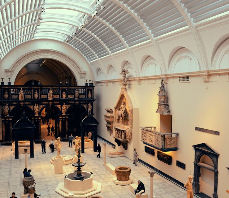 Travailler dans un musée : Du conservateur au médiateur culturel