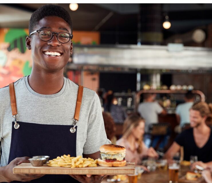 Août – « Serveur : En première ligne des restaurants bondés en été »